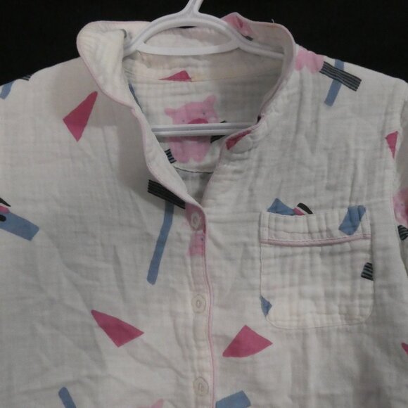 Unbranded | medium | P2P 18 inches measured | Pig Pattern Button-Up Pajama Top - Picture 4 of 15